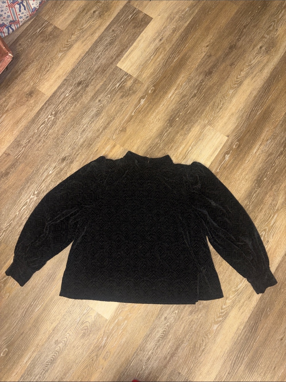 Melrose and market Shirt blouse Black Velvet burnout Puff-Slv MockNeck Top XL